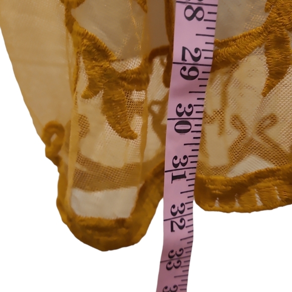 Lace Swimsuit Coverup - Picture 4 of 5